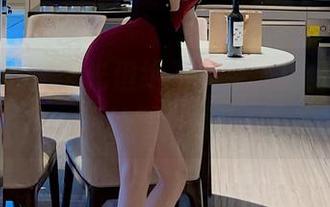 微密圈 - 无圣光但绝不简单，脸红Dearie黑丝图包的诱惑
