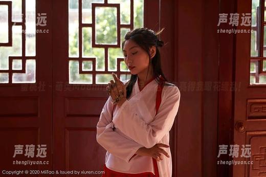 蜜桃社 - 萌美Moemi的少女作品，这图包亮得我眼花缭乱！