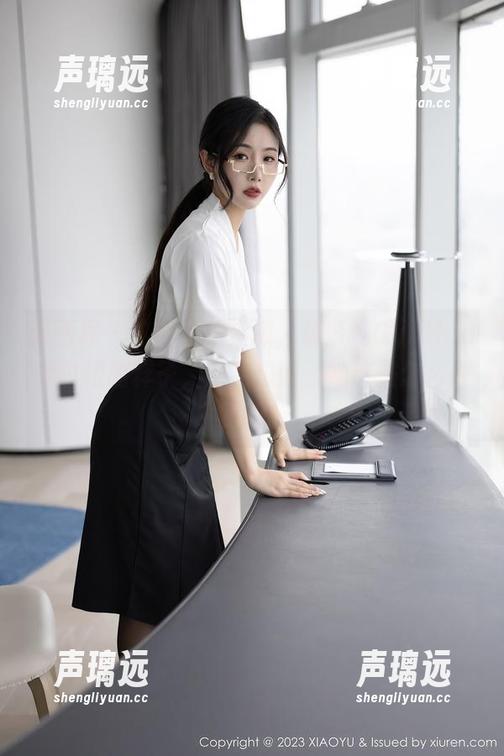 语画界 - 这组私拍资源，杨紫嫣Cynthia穿白裙的样子，让我想问，她这是怎么做到的？