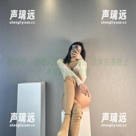 微密圈 - 金希儿的睡衣套图：这简直是晚上不能抗拒的诱惑