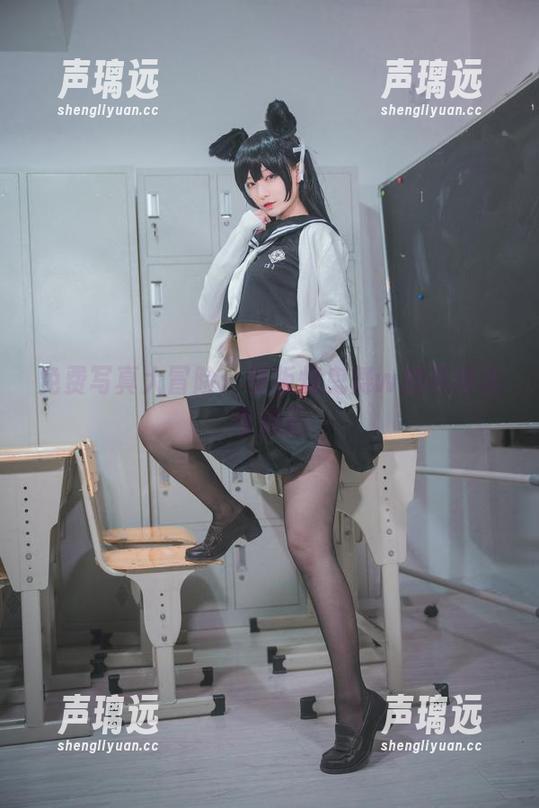 免费写真大冒险：铁板烧鬼舞w的死库水奇遇记
