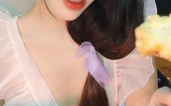 阿九从不咕咕(九言)的福利时间：星穹铁道上的黑天鹅美图大放送