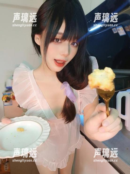 阿九从不咕咕(九言)的福利时间：星穹铁道上的黑天鹅美图大放送