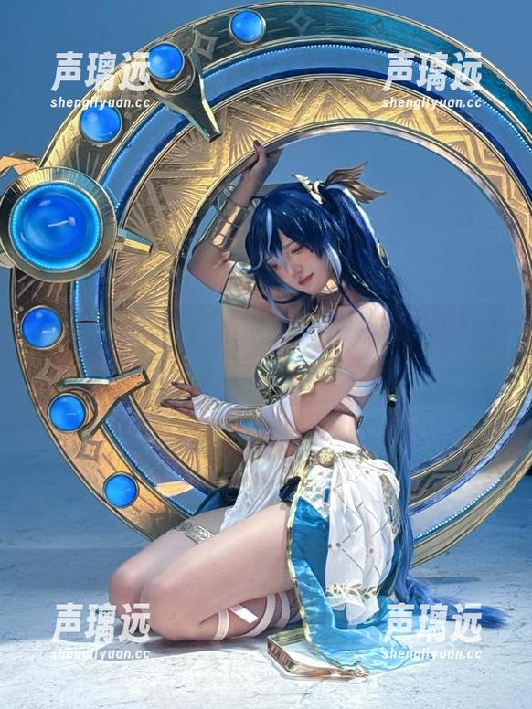 阿薰kaOri的高清图集：清纯与好奇心并存，这算什么画风？