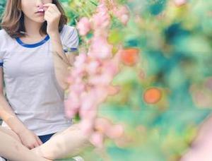 青豆客 - 轻松一套，黄歆苑chobits教你如何搞定高清写真集里的每一件