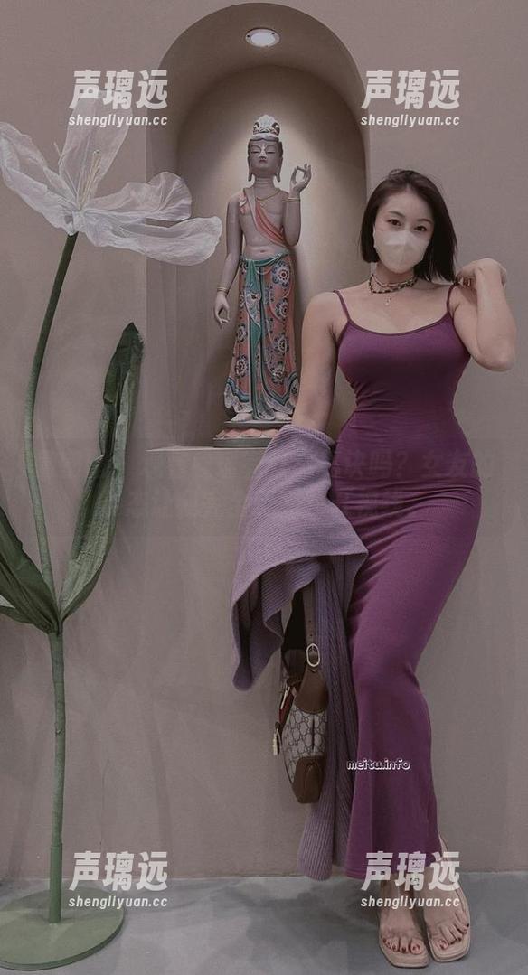 鹿瑶 微密圈 - 观看鹿瑶有什么秘诀吗?女友的姿态让我完全无法移开视线。